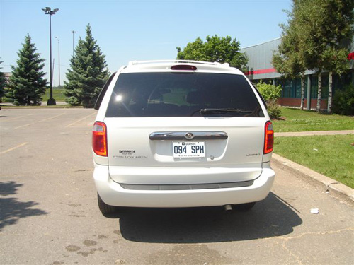 CHRYSLER TOWN COUNTRY LIMITÉ 2002