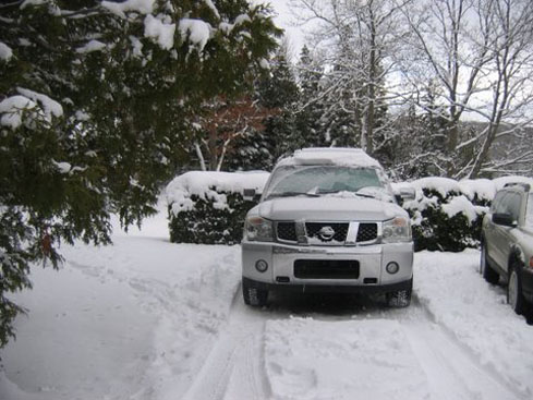 Nissan Armada 2004