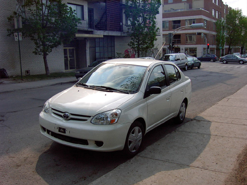 Toyota Echo  2003