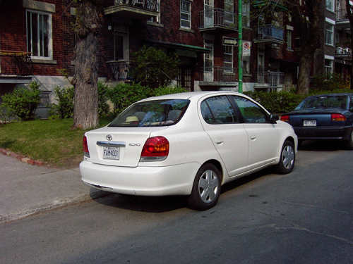 Toyota Echo  2003