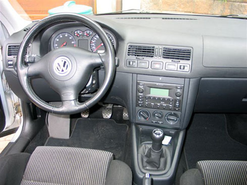 VOLKSWAGEN JETTA  GLI 2002